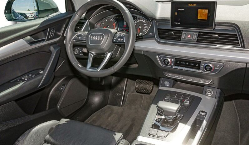 
								Audi Q5 40TDI Quattro Design full									