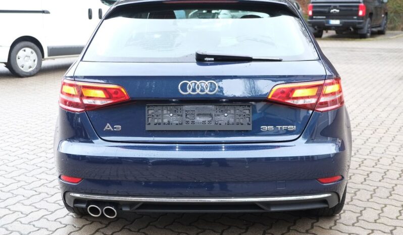 
								Audi A3 Sportback full									