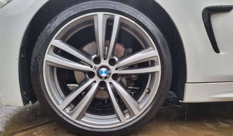 
								BMW SERIE 4 COUPE complet									