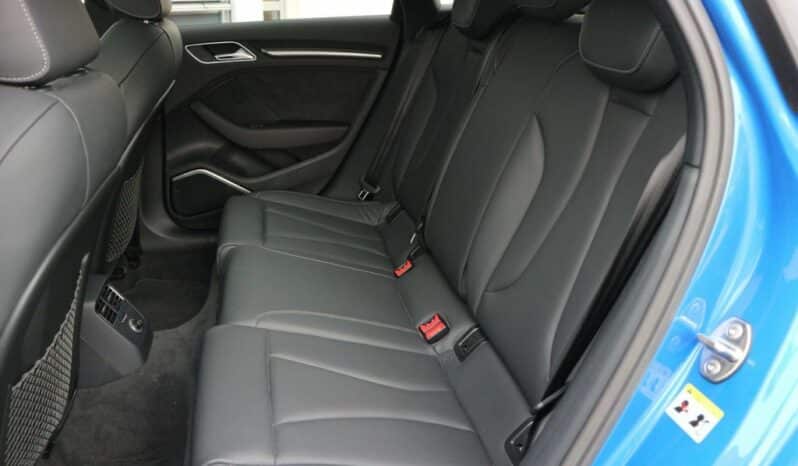 Audi RS3 Sportback full