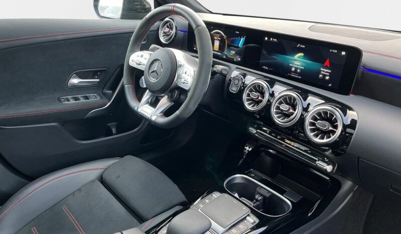 
								Mercedes CLA 35 AMG 4Matic complet									