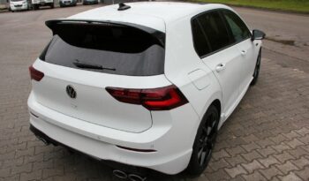 
									Volkswagen Golf VIII R 4Motion full								