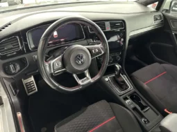 
										Volkswagen Golf GTI Performance full									