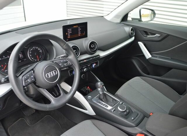 
								Audi Q2 35 TFSI full									