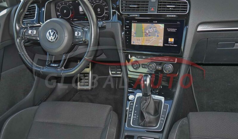 
								Volkswagen Golf R full									