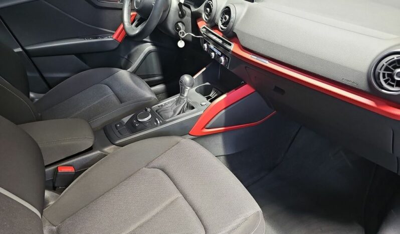 
								Audi Q2 Sport full									