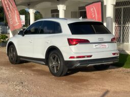 AUDI Q5 35 TDI 163 S tronic 7 Design