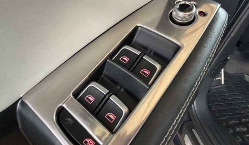 
								AUDI SQ5 full									