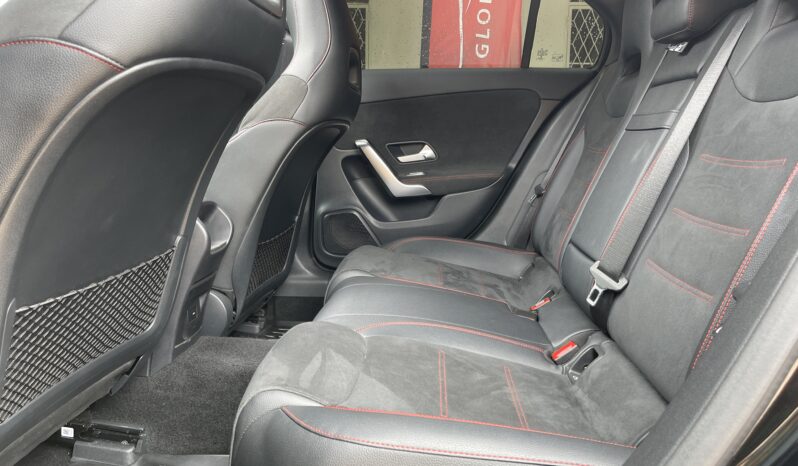 
								MERCEDES-BENZ CLASSE A 200 PACK AMG full									
