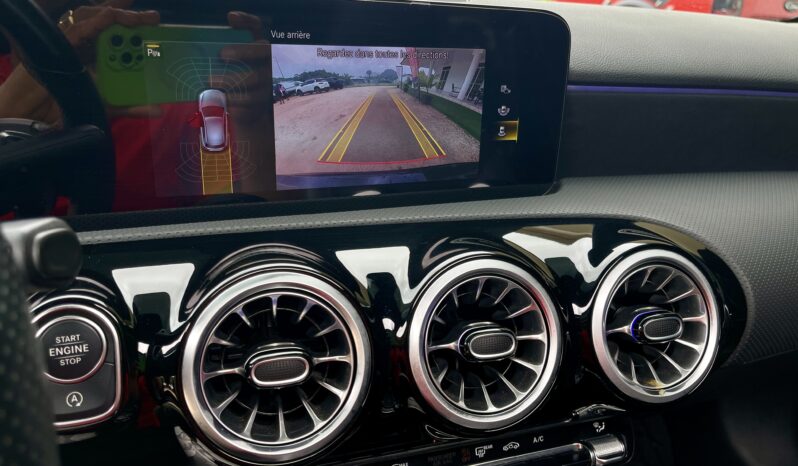 
								MERCEDES-BENZ CLASSE A 200 PACK AMG full									