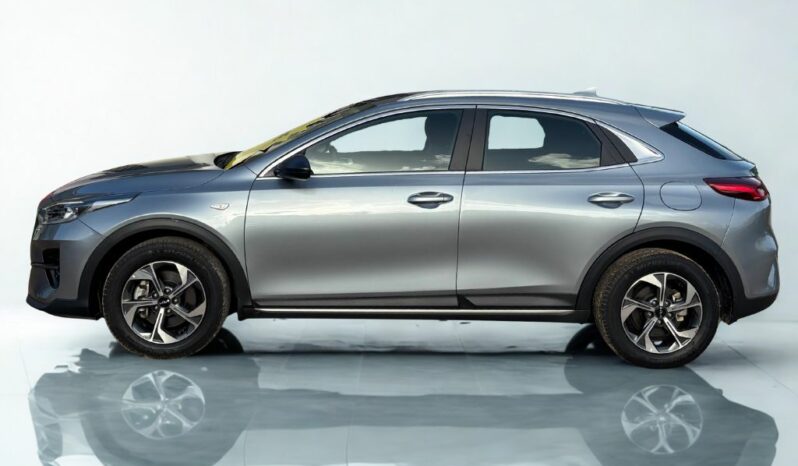 
								KIA XCEED full									