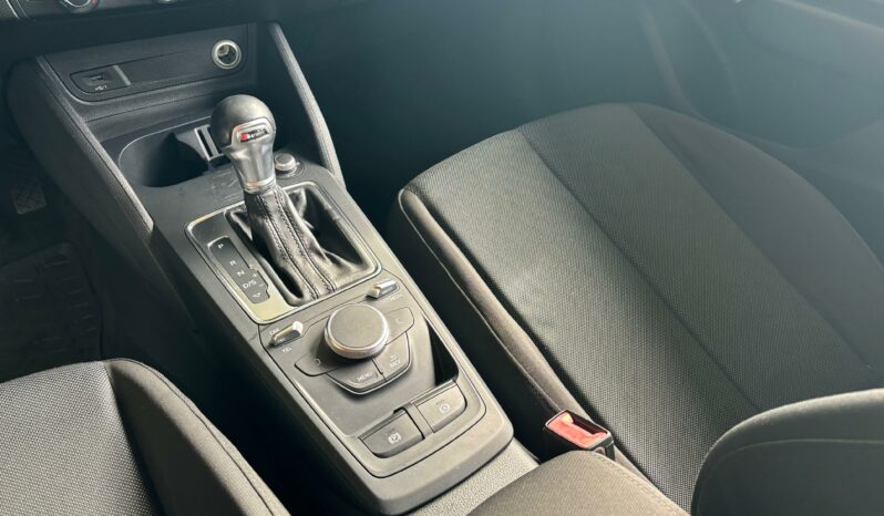
								AUDI Q2 full									