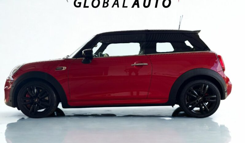 
								MINI COOPER JOHN COOPER WORKS full									