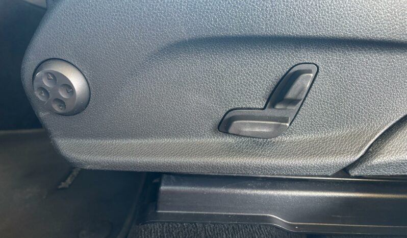 
								MERCEDES-BENZ GLC full									
