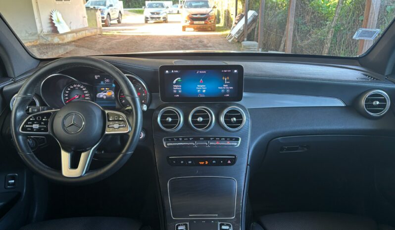 
								MERCEDES-BENZ GLC full									