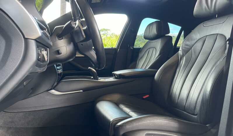 
								BMW X6 xDrive M50d M SPORT full									