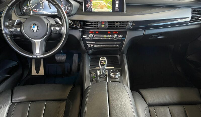 
								BMW X6 xDrive M50d M SPORT full									