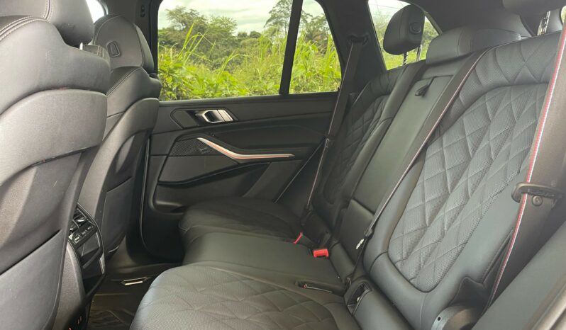 
								BMW X5 xDrive 30d M SPORT full									
