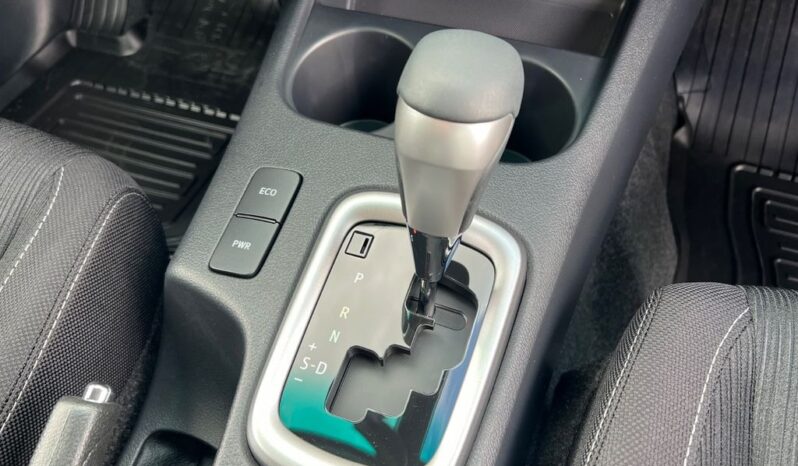 
								TOYOTA Hilux EXTRA CABINE 150CH BVA LEGENDE full									