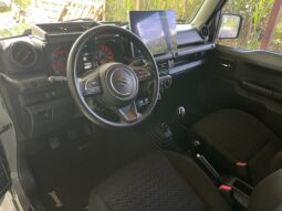 
										SUZUKI JIMNY PRIVILEGE full									