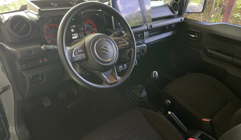 
								SUZUKI JIMNY PRIVILEGE full									