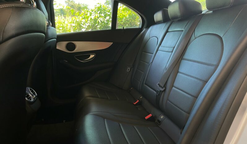 
								Mercedes-Benz Classe C AMG Line full									