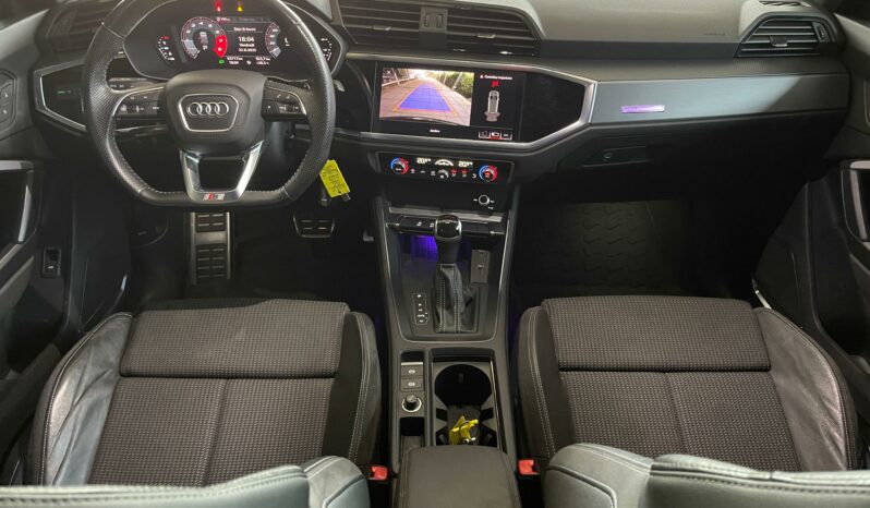 
								Audi Q3 35 TFSI full									