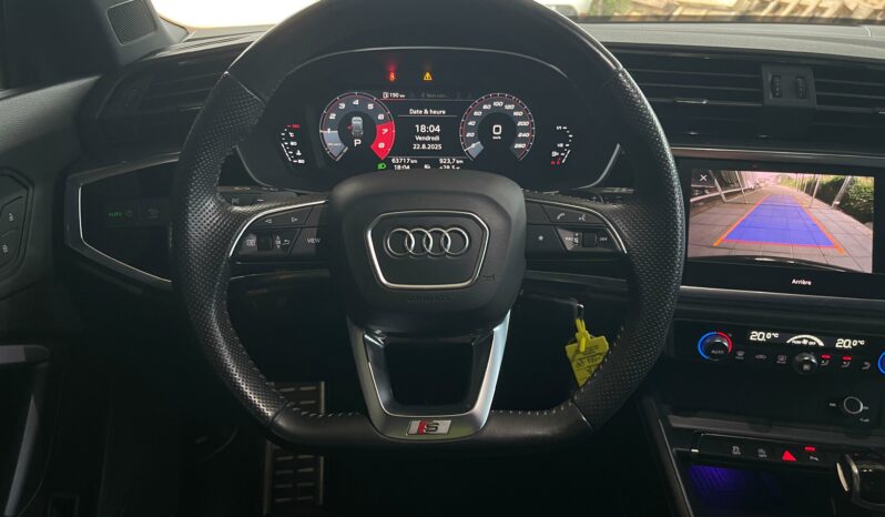 
								Audi Q3 35 TFSI full									
