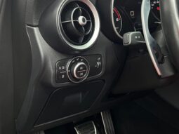 
										ALFA ROMEO STELVIO Q4 Veloce full									