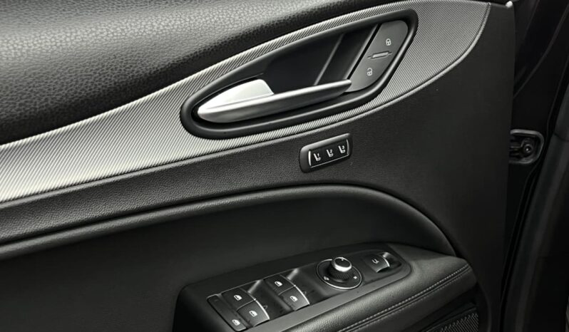 
								ALFA ROMEO STELVIO Q4 Veloce full									