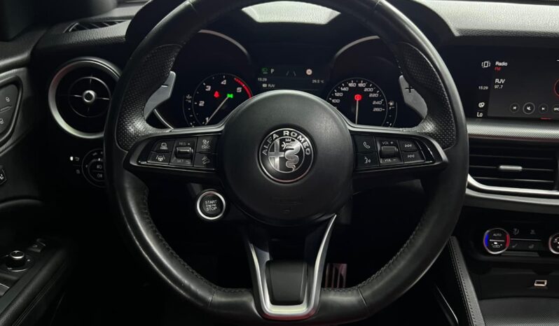 
								ALFA ROMEO STELVIO Q4 Veloce full									
