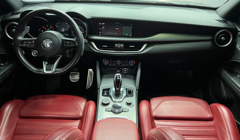 
								ALFA ROMEO STELVIO Q4 Veloce full									