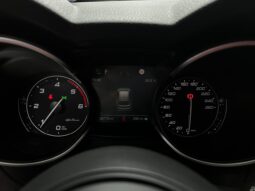 
										ALFA ROMEO STELVIO Q4 Veloce full									