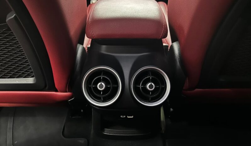 
								ALFA ROMEO STELVIO Q4 Veloce full									