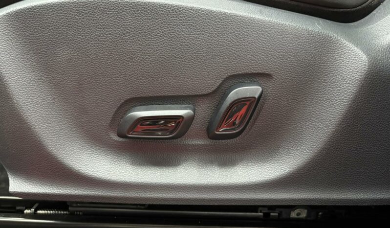 
								MG ZS Luxury 115kW full									