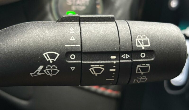 
								MG ZS Luxury 115kW full									