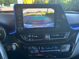 
										TOYOTA C-HR full									