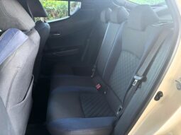 
										TOYOTA C-HR full									