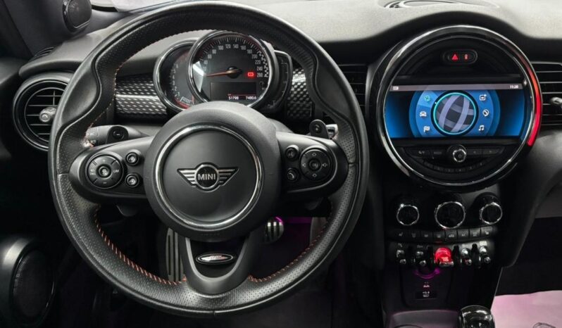 
								MINI COOPER JOHN COOPER WORKS full									