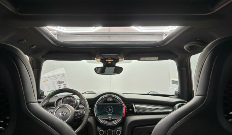 
								MINI COOPER JOHN COOPER WORKS full									