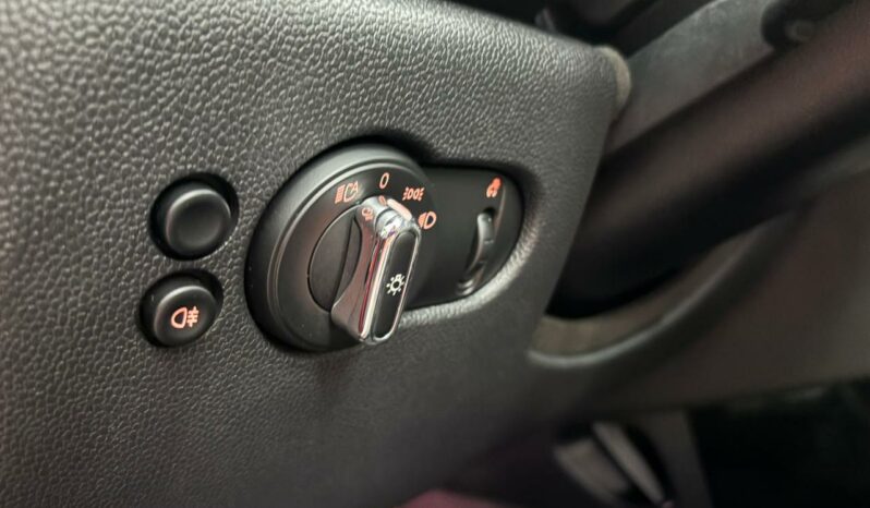 
								MINI COOPER JOHN COOPER WORKS full									