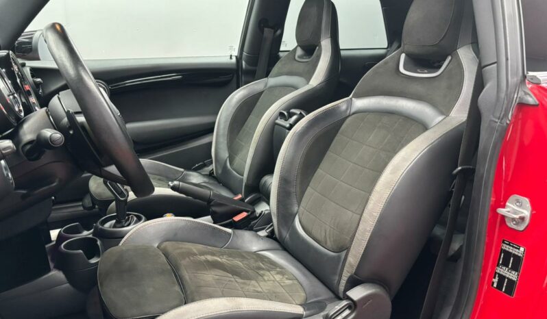 
								MINI COOPER JOHN COOPER WORKS full									