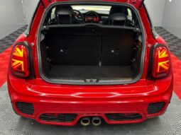 
										MINI COOPER JOHN COOPER WORKS full									