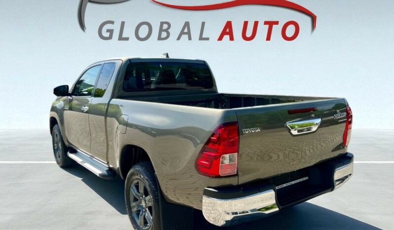 
								TOYOTA Hilux EXTRA CABINE 150CH BVA LEGENDE full									