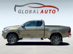
										TOYOTA Hilux EXTRA CABINE 150CH BVA LEGENDE full									