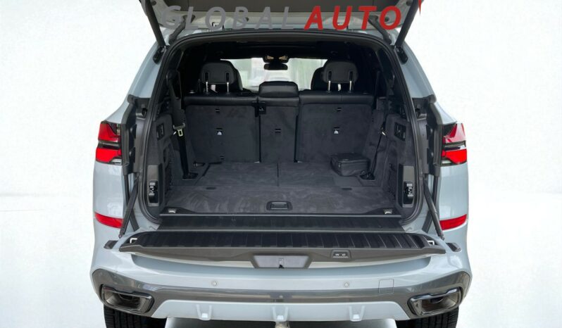 
								BMW X5 xDrive 30d M SPORT full									