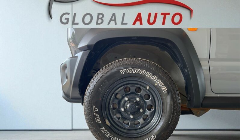 
								SUZUKI JIMNY PRIVILEGE full									