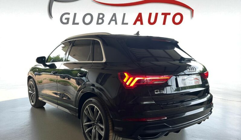 
								Audi Q3 35 TFSI full									