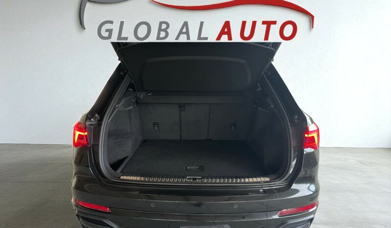 
								Audi Q3 35 TFSI full									
