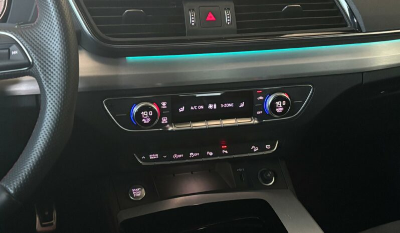 
								AUDI Q5 SPORTBACK 35 TDI S-LINE full									